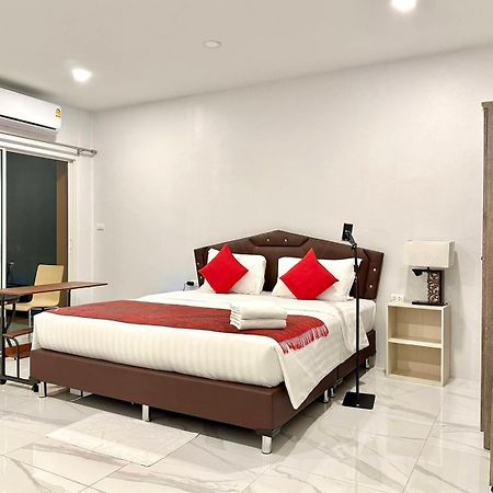 Pr Room For Rent شاطئ كامالا المظهر الخارجي الصورة