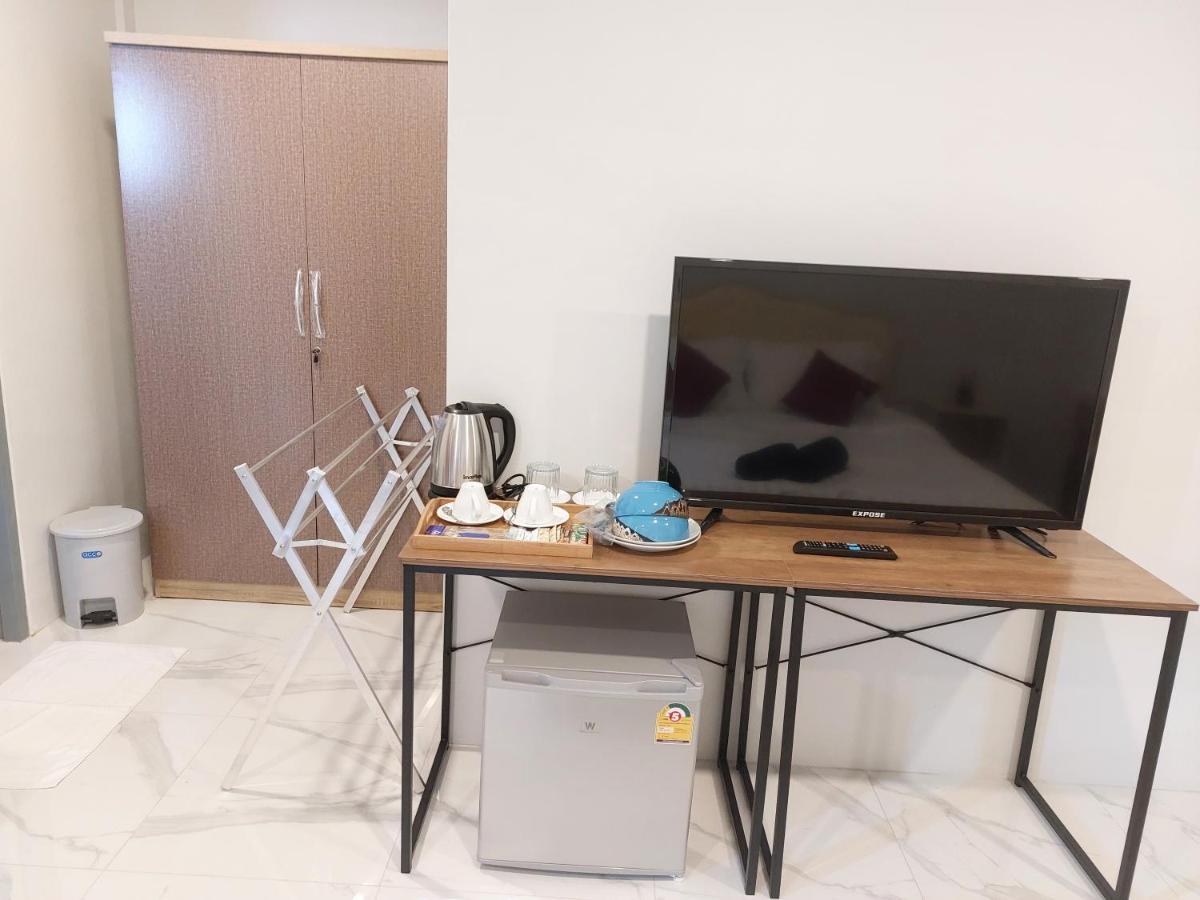 Pr Room For Rent شاطئ كامالا المظهر الخارجي الصورة