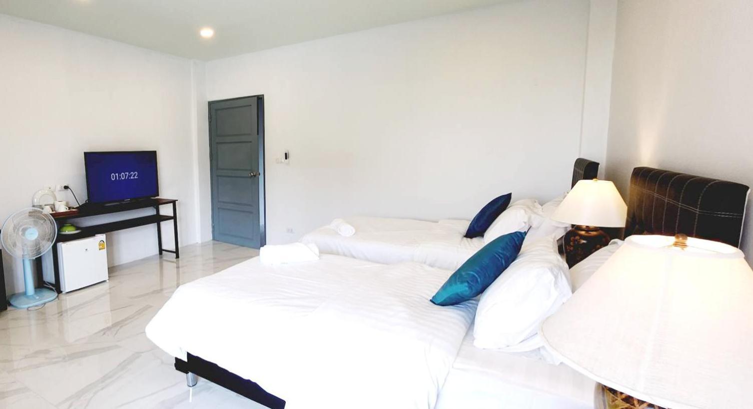 Pr Room For Rent شاطئ كامالا المظهر الخارجي الصورة