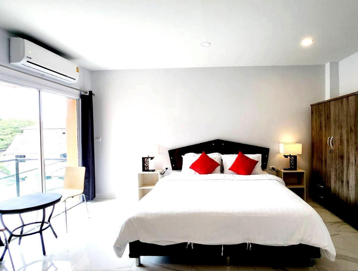 Pr Room For Rent شاطئ كامالا المظهر الخارجي الصورة
