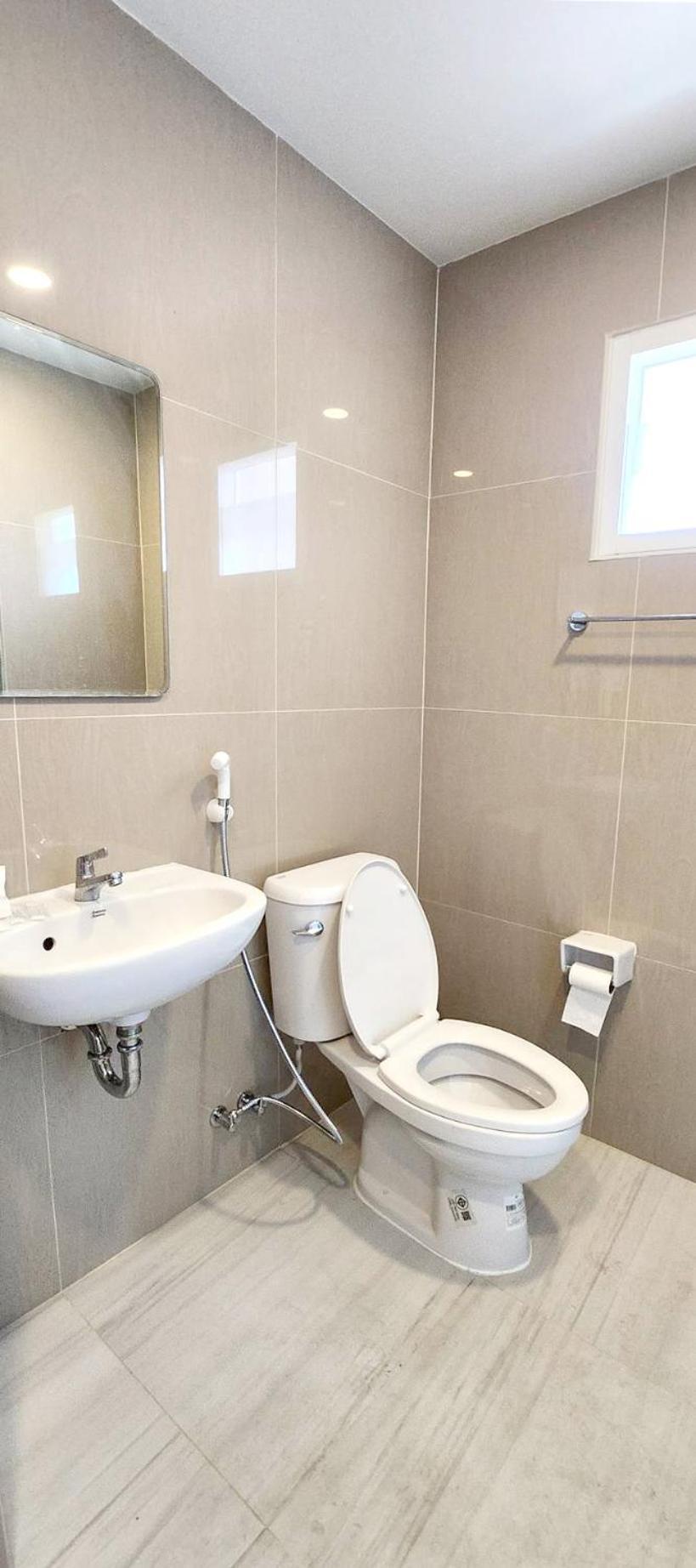 Pr Room For Rent شاطئ كامالا المظهر الخارجي الصورة