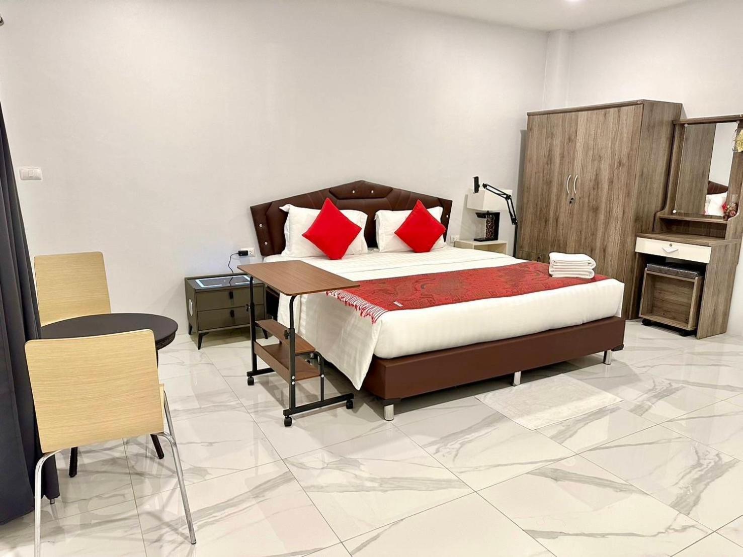 Pr Room For Rent شاطئ كامالا المظهر الخارجي الصورة